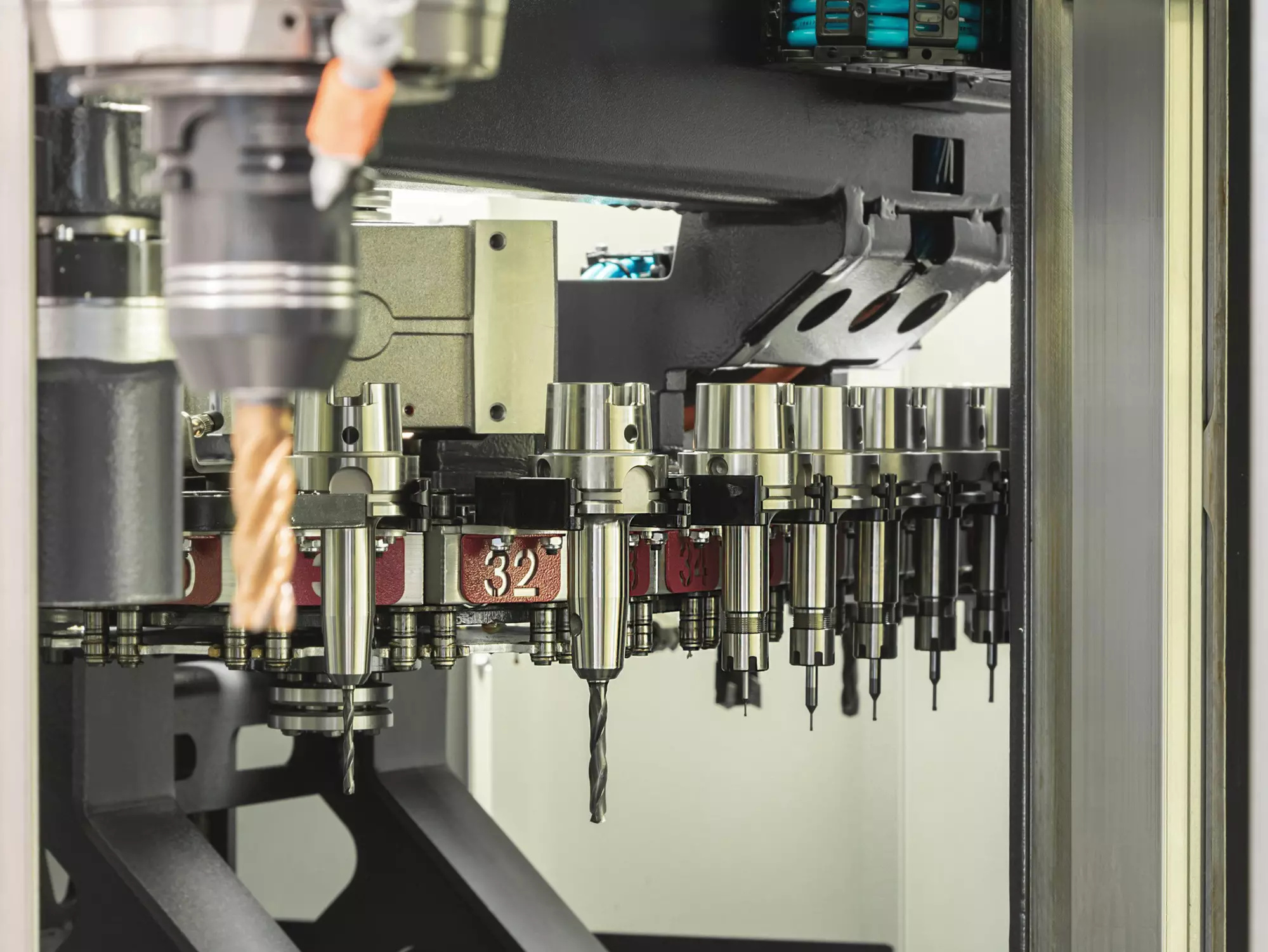 Tools arranged in the machine magazine